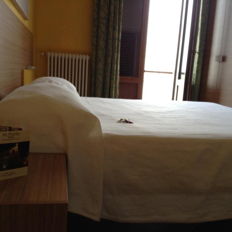 B&B Al Porto Bisceglie Szoba fotó